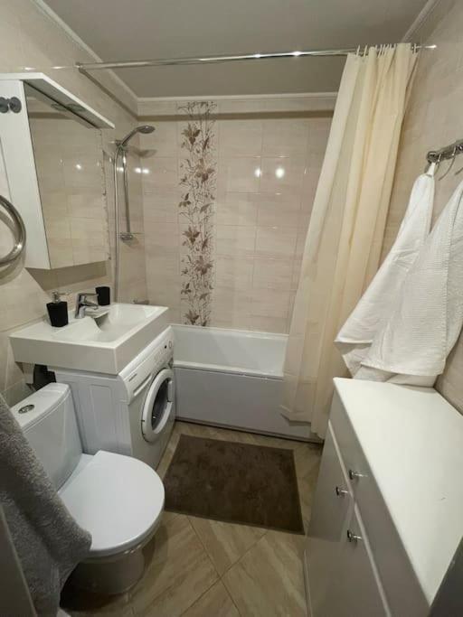 Cozy Apartment Close To Riga Airport Экстерьер фото